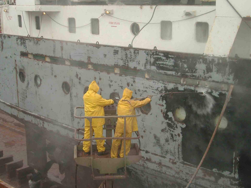 چه عواملی باعث آسیب به رنگ کشتی می شوند؟ | شرکت پخش رنگ تهران